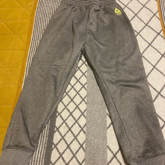 Reebok Other - Reebok Athletic Jogger